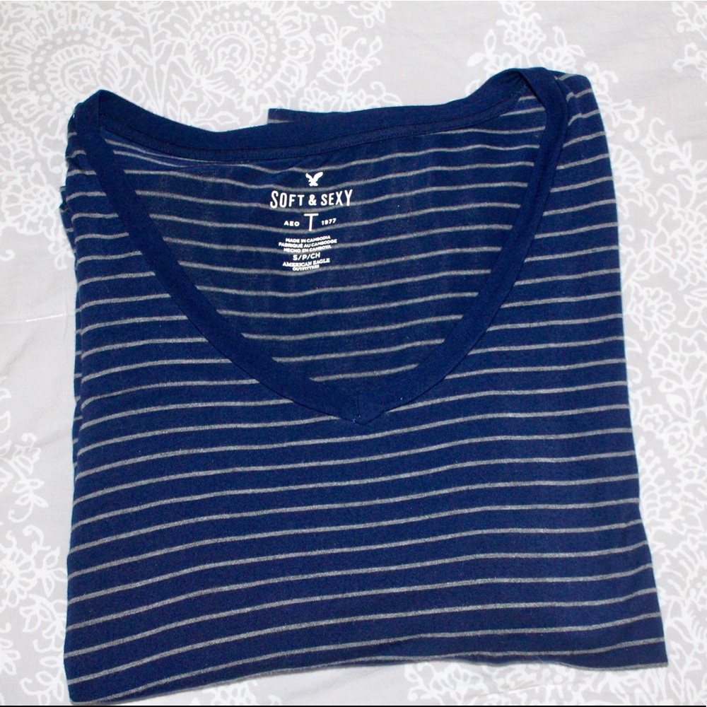 American Eagle, soft and sexy long sleeve shirt
